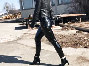 Cumming on leather leggings #1!!